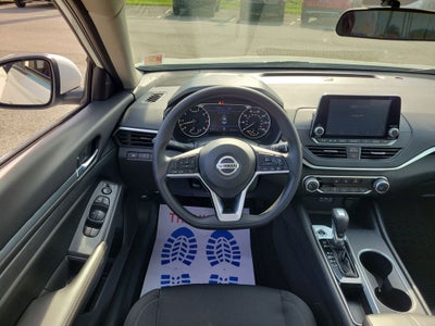 2022 Nissan Altima 2.5 SV