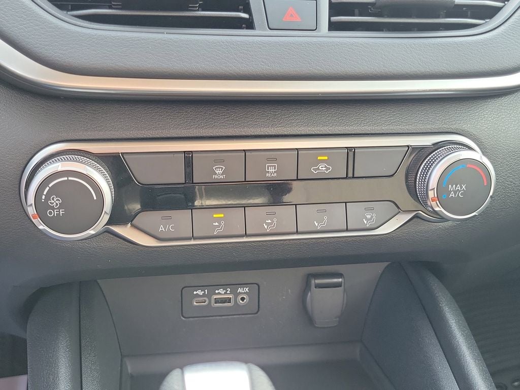 2022 Nissan Altima 2.5 SV