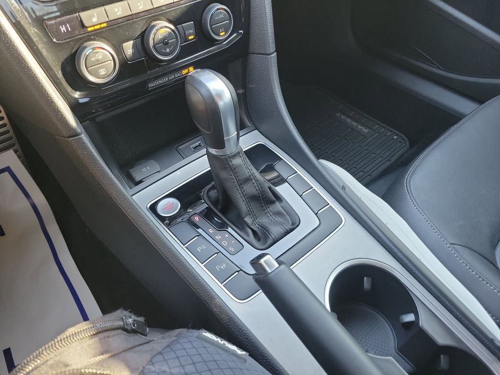 2020 Volkswagen Passat 2.0T SEL