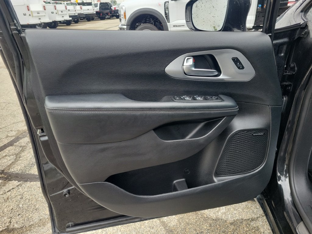 2019 Chrysler Pacifica Limited