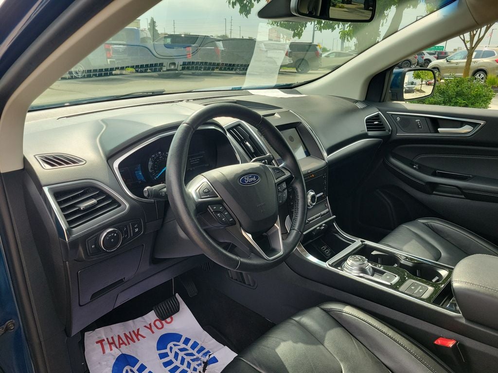 2020 Ford Edge Titanium