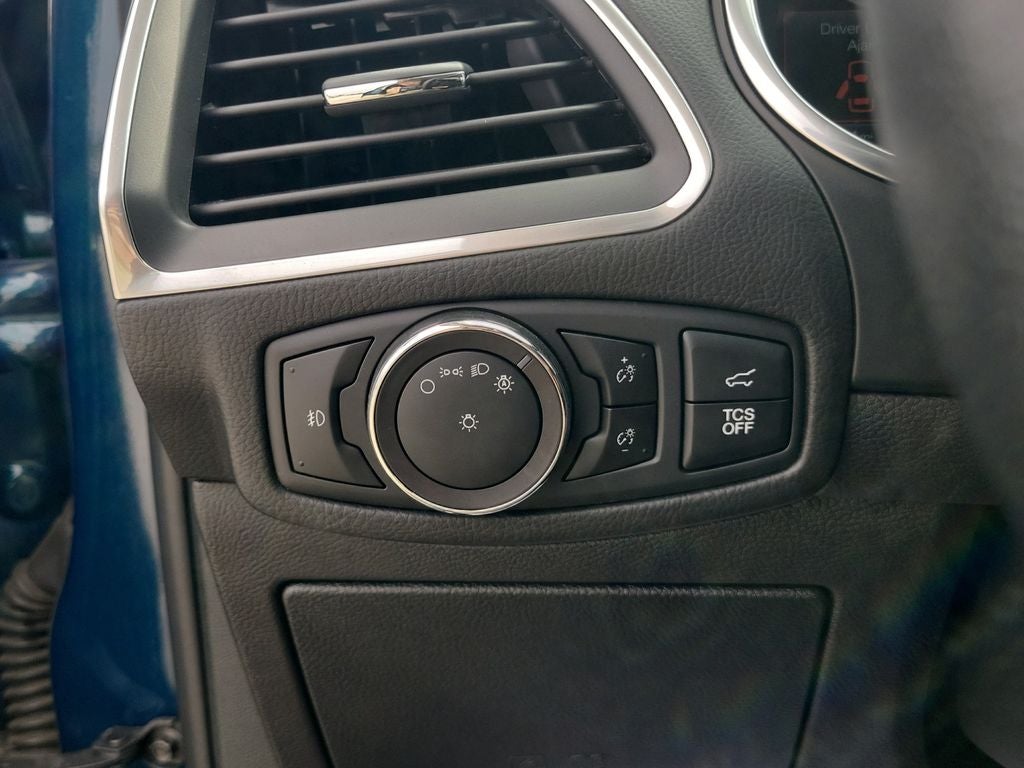 2020 Ford Edge Titanium