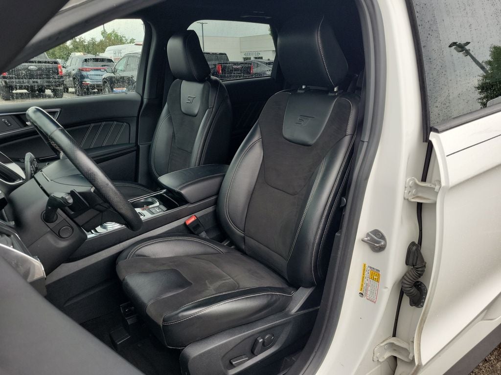 2020 Ford Edge ST
