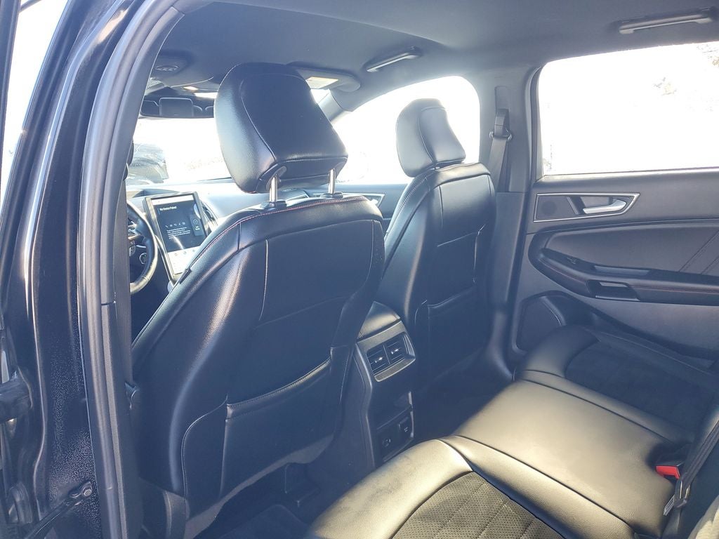 2022 Ford Edge ST Line