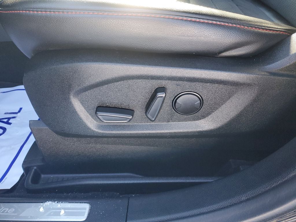 2022 Ford Edge ST Line