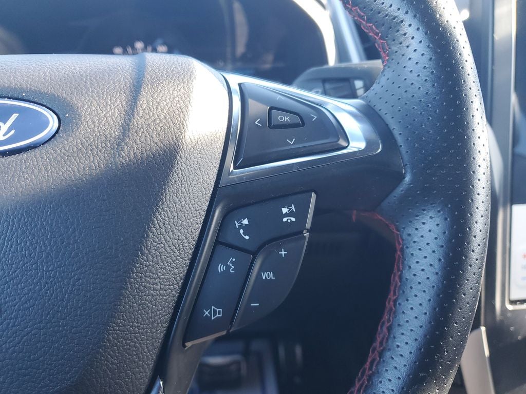 2022 Ford Edge ST Line