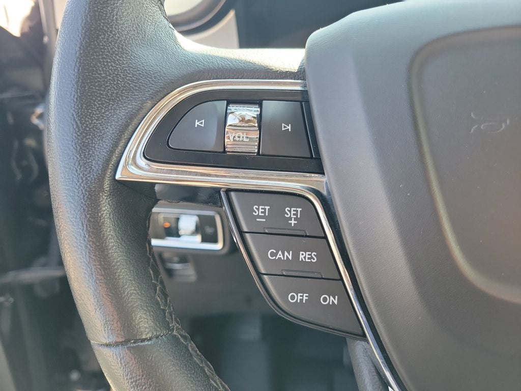 2023 Lincoln Nautilus Standard