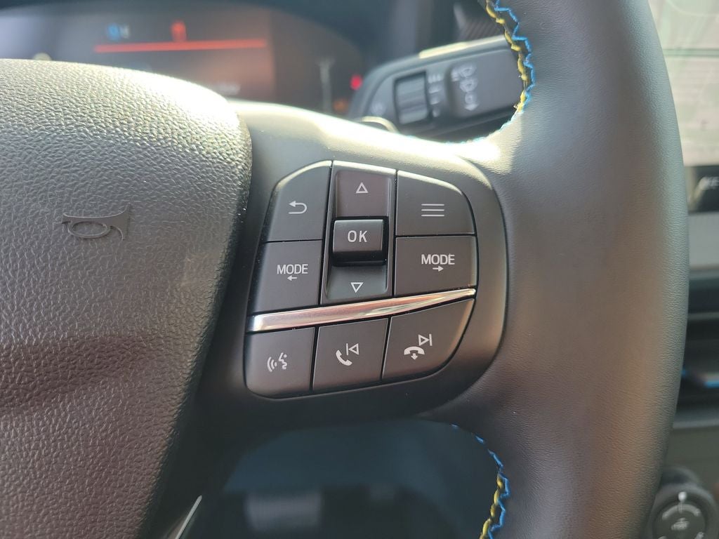 2026 Ford Maverick Lobo High