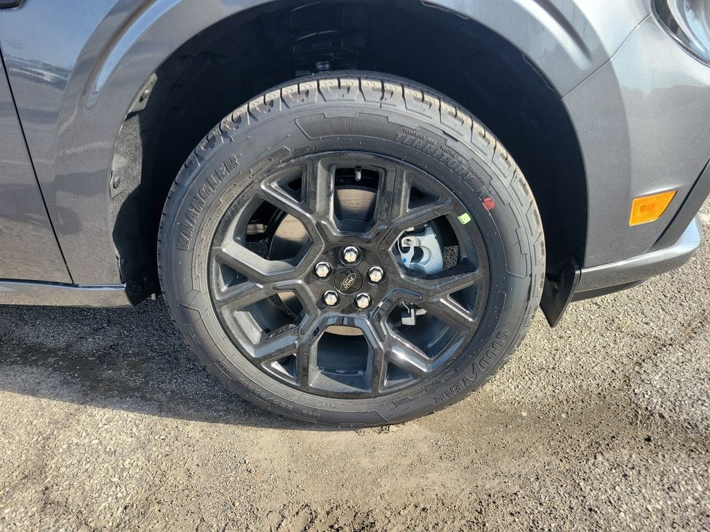 2026 Ford Maverick Lobo High