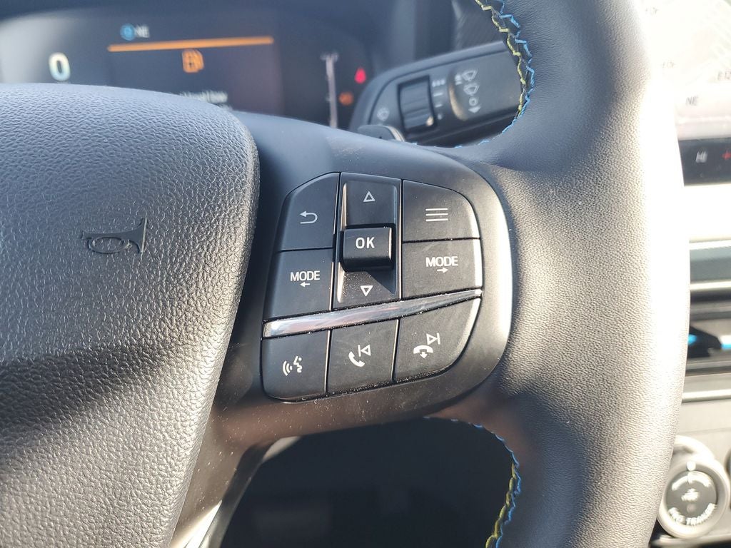 2026 Ford Maverick Lobo High