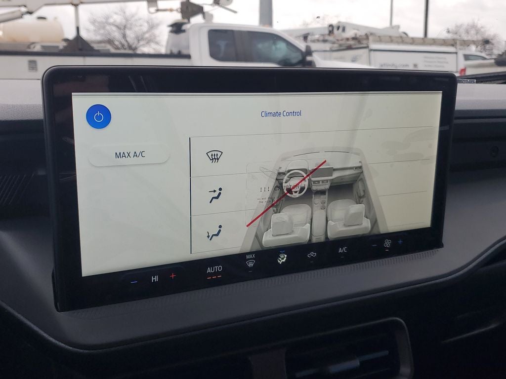 2026 Ford Maverick Lobo Standard