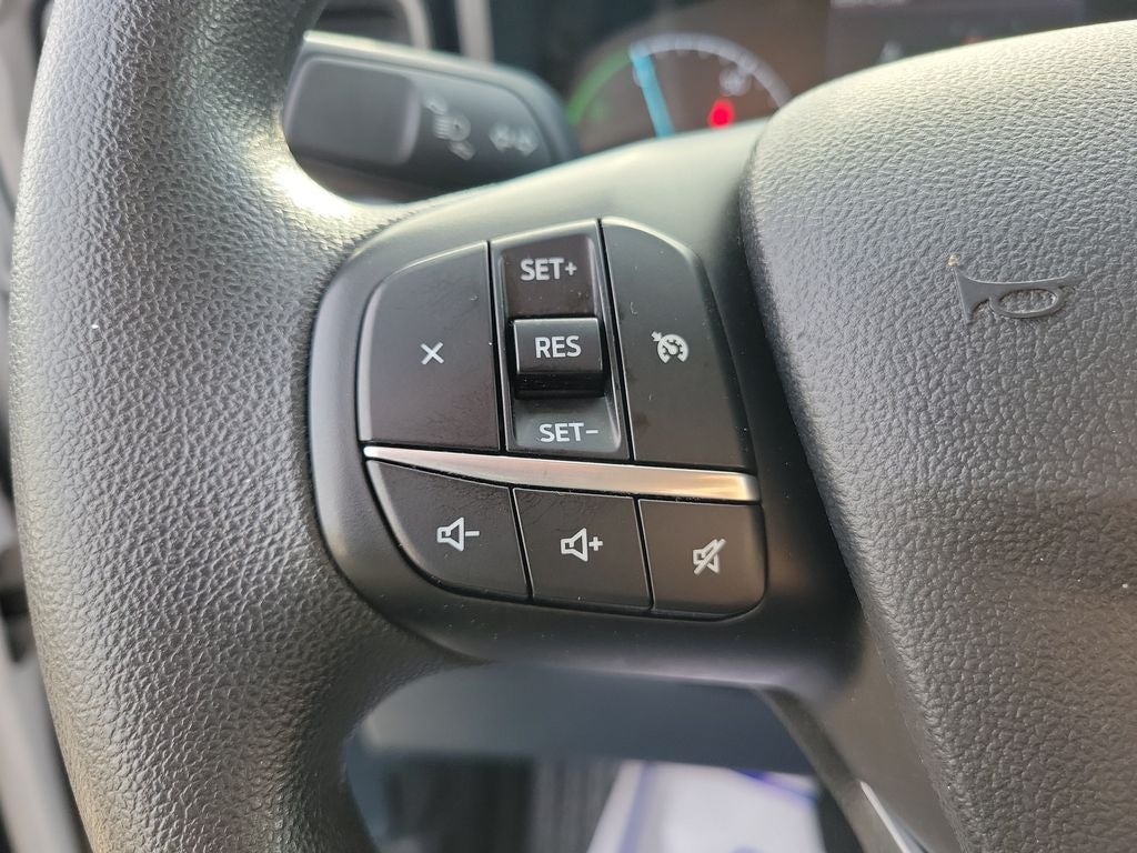 2023 Ford Maverick XL