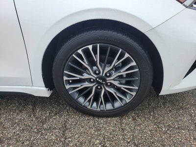 2024 Kia Forte GT-Line