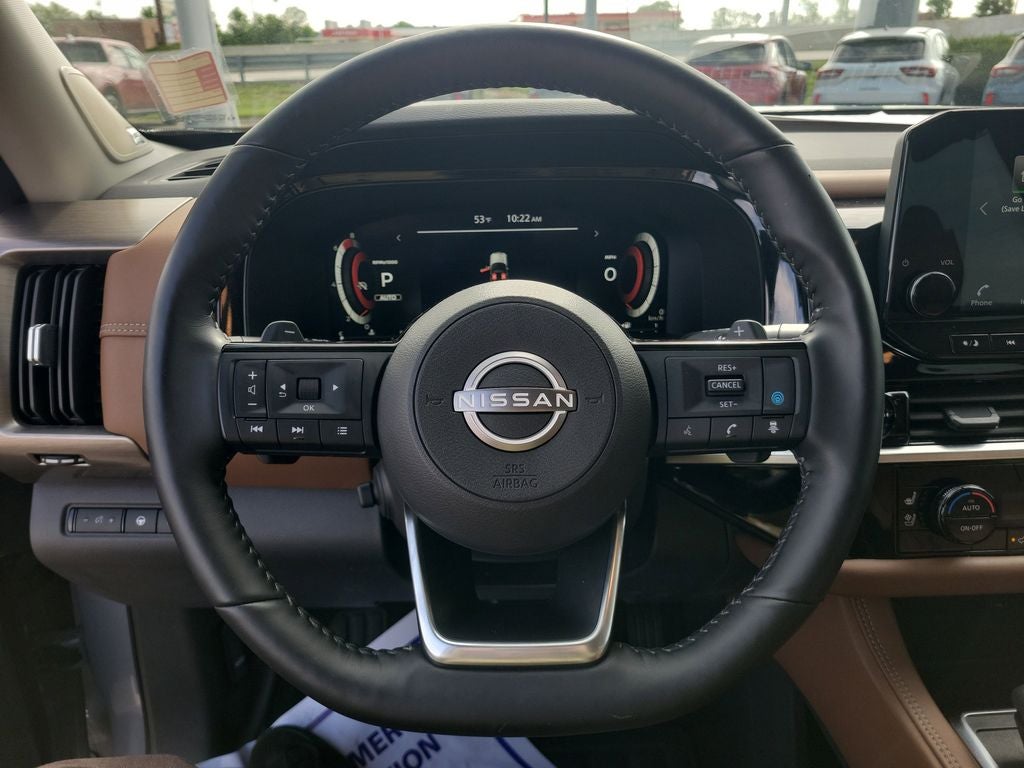 2023 Nissan Pathfinder Platinum