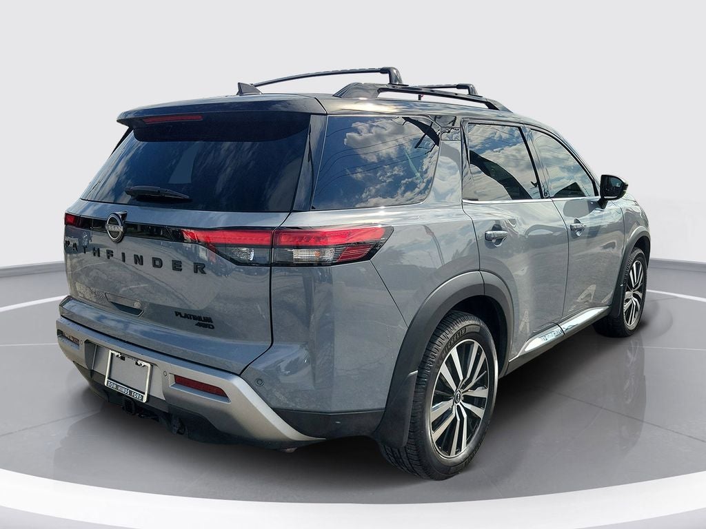 2023 Nissan Pathfinder Platinum
