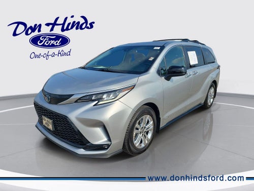 2021 Toyota Sienna XSE 7 Passenger