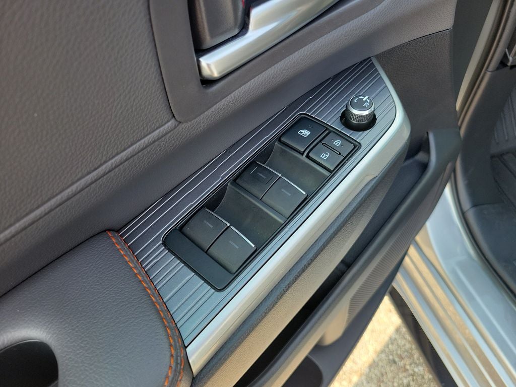 2021 Toyota Sienna XSE 7 Passenger