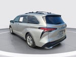2021 Toyota Sienna XSE 7 Passenger