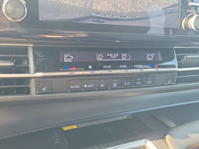 2021 Toyota Sienna XSE 7 Passenger