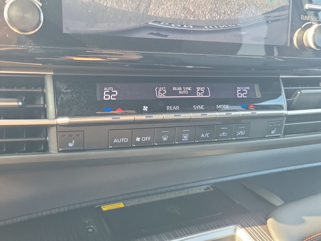 2021 Toyota Sienna XSE 7 Passenger