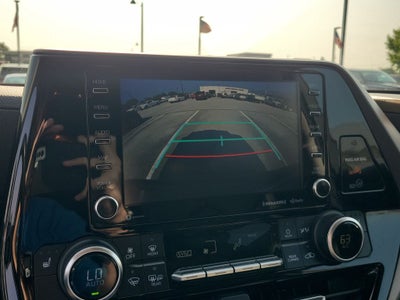 2020 Toyota Highlander Hybrid XLE