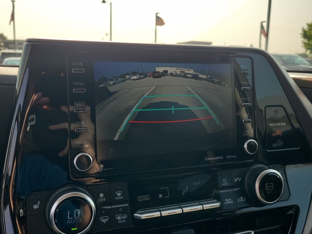 2020 Toyota Highlander Hybrid XLE