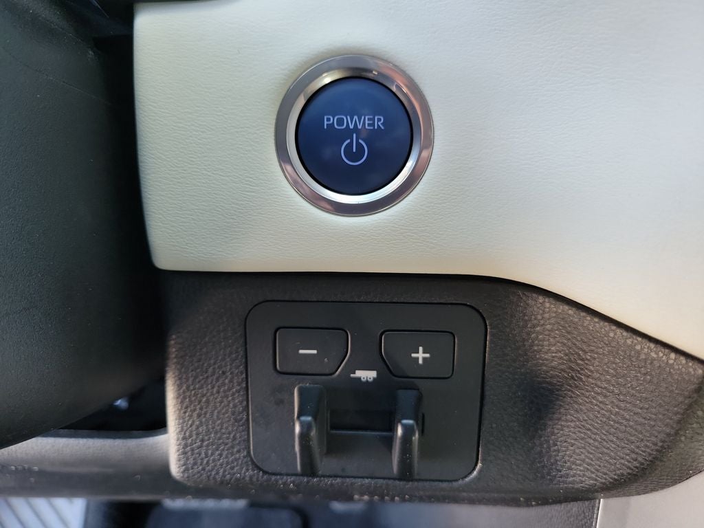 2024 Toyota Tundra Hybrid Capstone