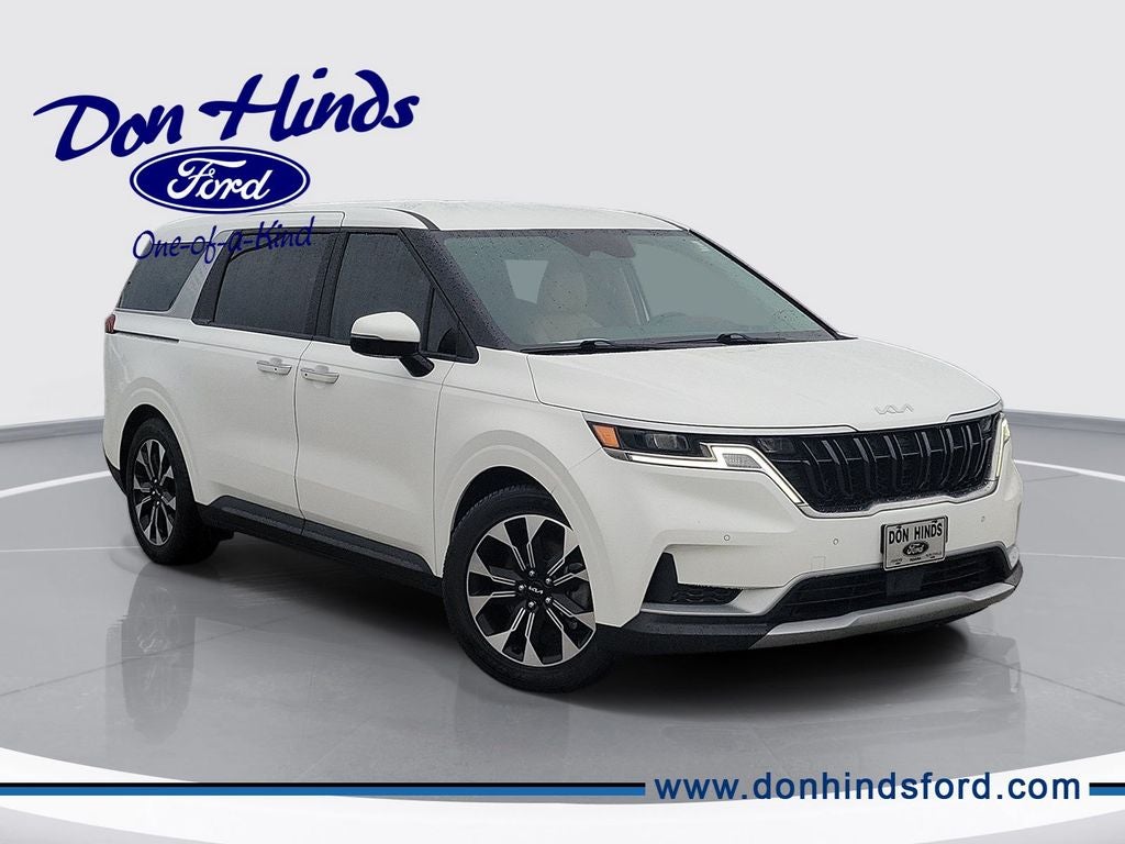 2024 Kia Carnival EX