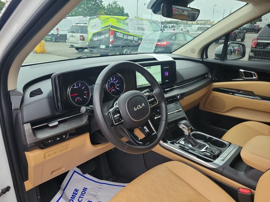 2024 Kia Carnival EX
