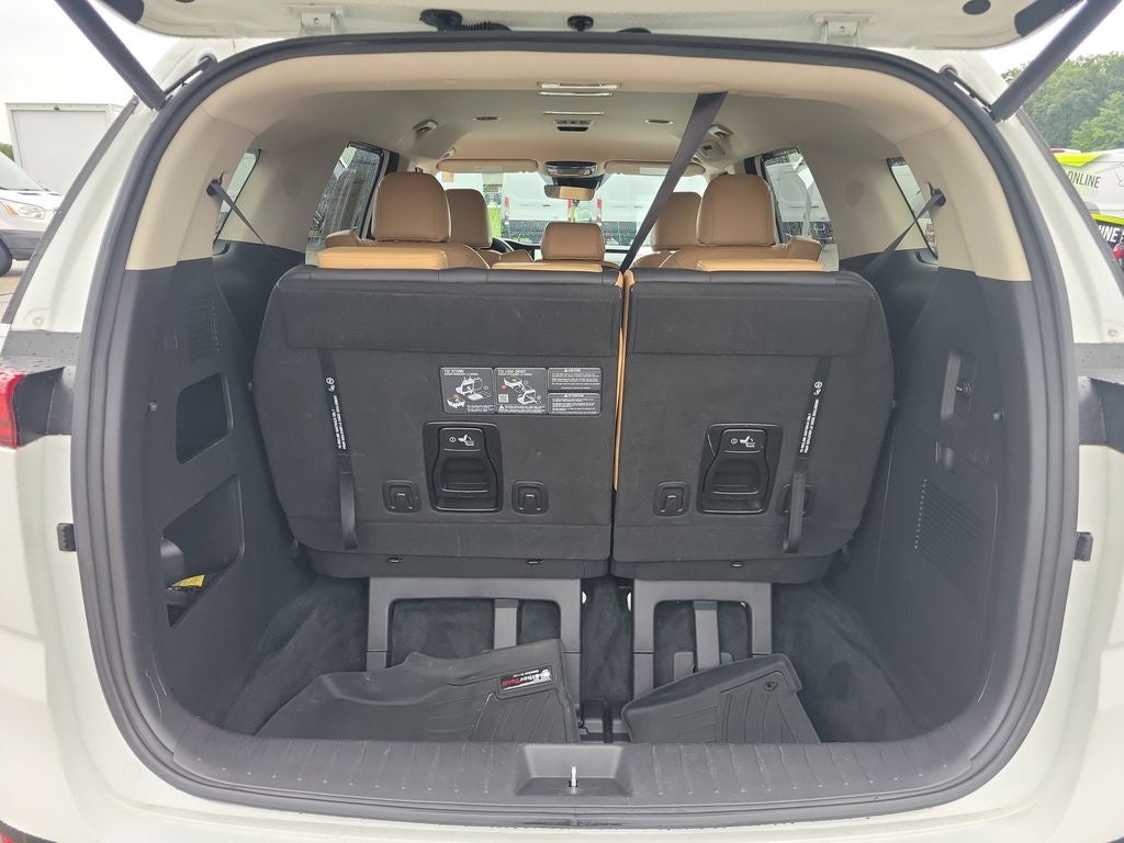2024 Kia Carnival EX