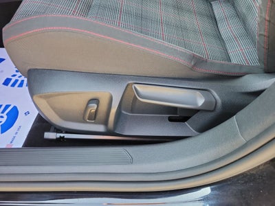 2023 Volkswagen Golf GTI 2.0T SE